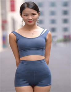 《一女被两男吃奶玩乳尖动态图-蜜桃成熟时蜜桃仙子》